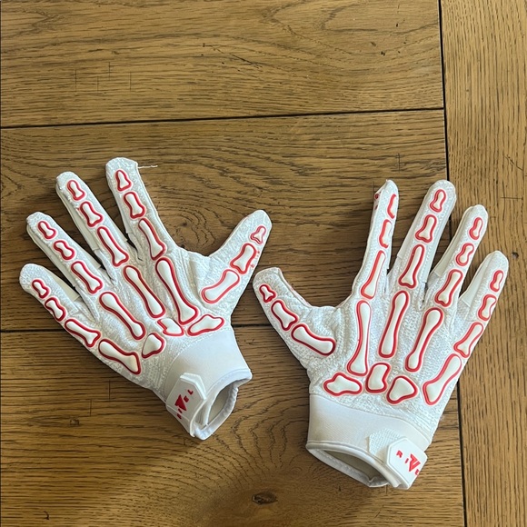 Rivel football White and Red Men's Gloves - Picture 1 of 3